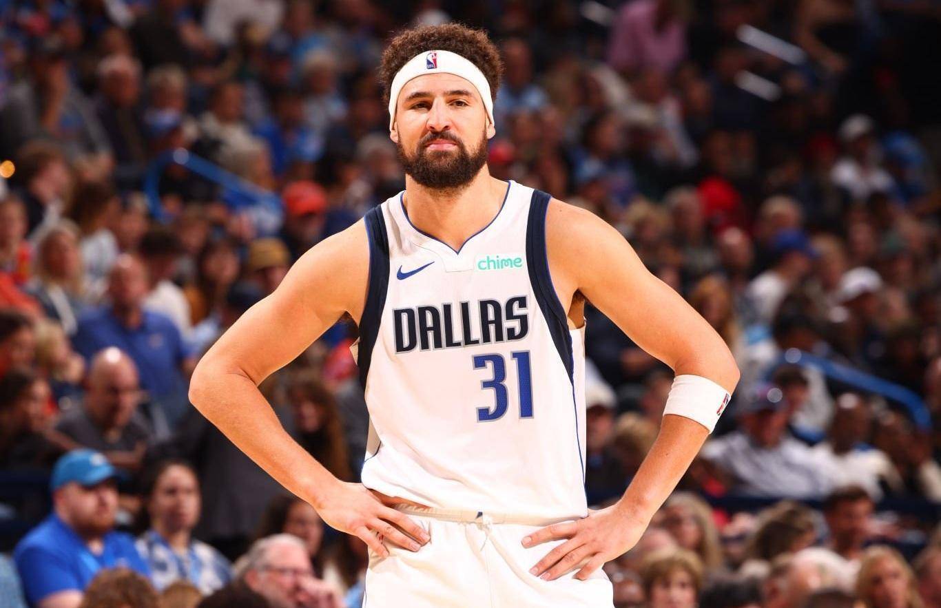 包含清晨达拉斯独行侠备战NBA常规赛，手感冰凉细节曝光，信心回归，资深球员宣示担当的词条