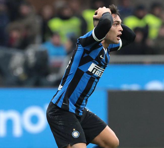 里程碑夜！罗马扳平良机；意甲赛前刷纪录；媒体盛赞；临场指挥获称赞的简单介绍