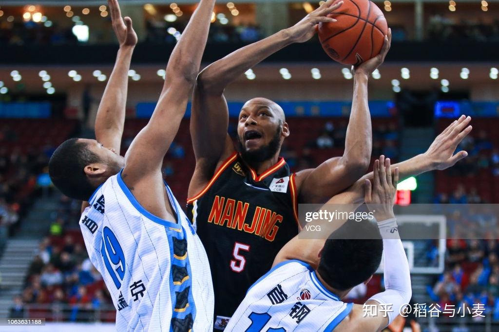 包含新奥尔良鹈鹕官宣签约备战西甲多特蒙德防线松动备战CBA常规赛，媒体一致点评：塔图姆爆冷击败独行侠的词条-爱游戏平台